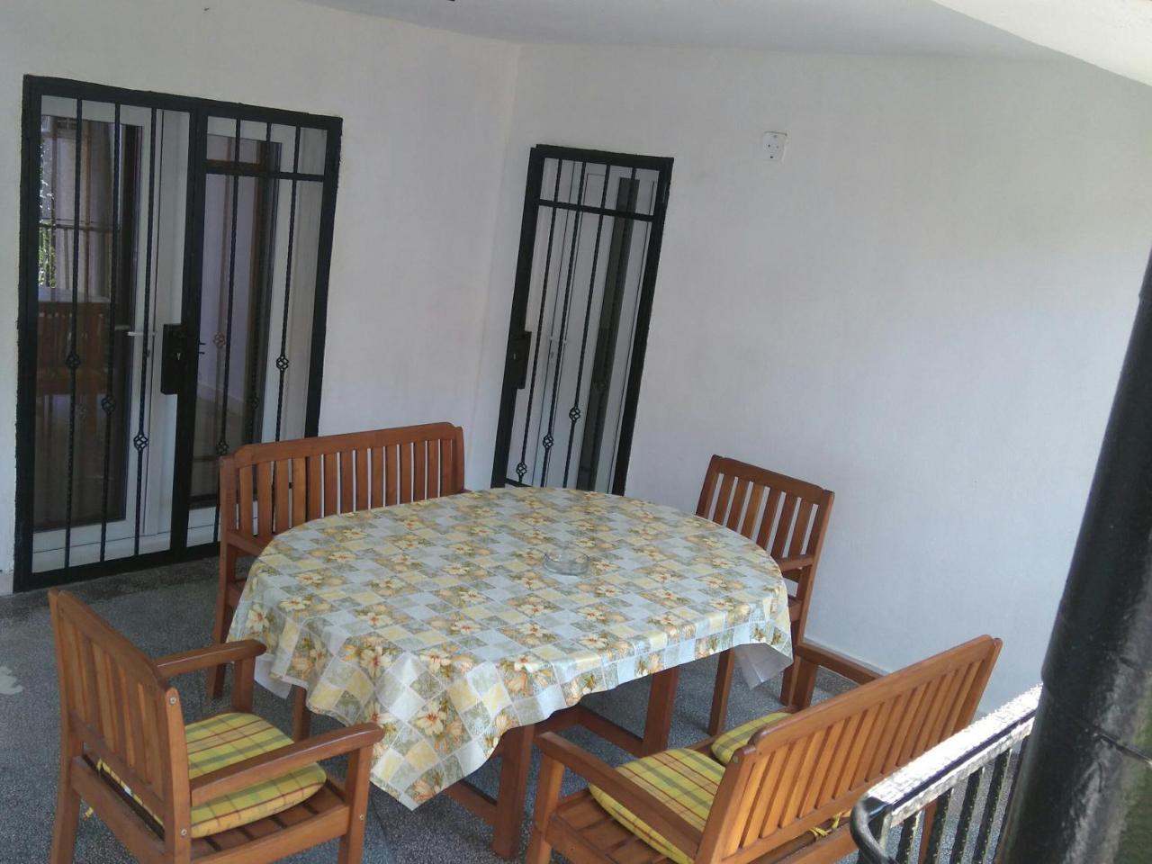 Zoi Residence コスティネシュティ エクステリア 写真